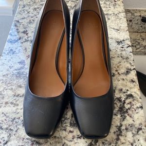 Comfortable shoes for work